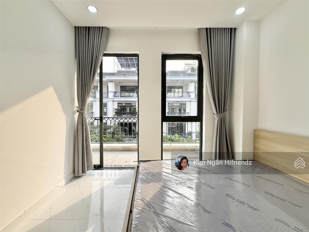 Siêu phẩm 1 phòng ngủ ban công  nhà mới 100%  có thang máy  siêu xịn xò  có máy giặt riêng