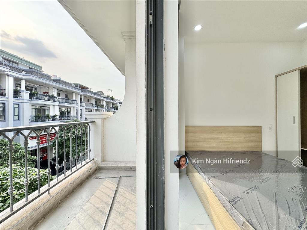 Siêu phẩm 1 phòng ngủ ban công  nhà mới 100%  có thang máy  siêu xịn xò  có máy giặt riêng