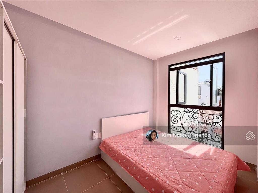 1 phòng ngủ + 1 phòng khách  tách bếp ngay cầu thanh đa  có thang máy  được nuôi pet
