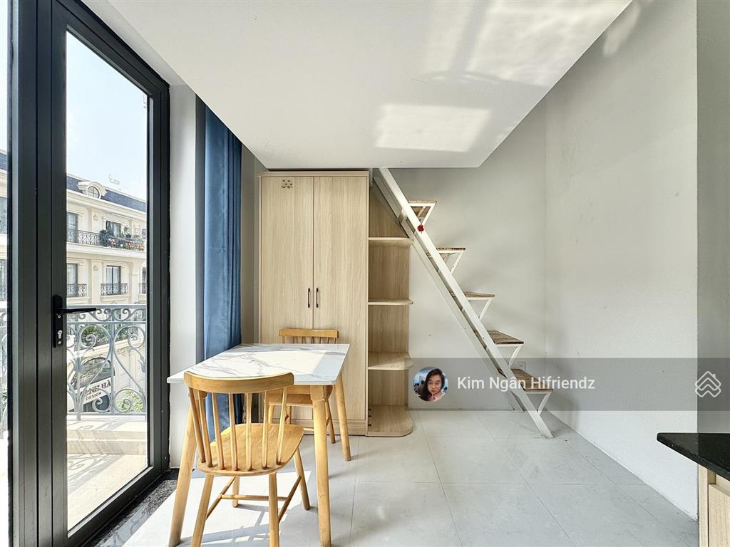 Duplex ban công  full nội thất  view phố đi bộ vạn phúc siêu đẹp