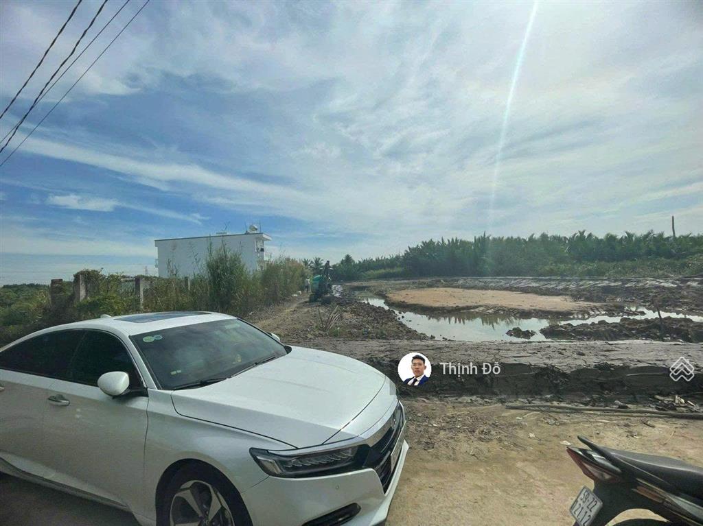 Chuyển nhượng sổ đất 1800m2 thổ cư ngay phà bình khánh, cần giờ, đường ô tô vào đất giá 24 tỷ