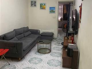 Tập thể hồng mai  quỳnh lôi  hai bà trưng, ô tô tránh đỗ, tầng 3, 3 ngủ, thoáng sáng, ở ngay