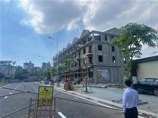 Shopohouse áp góc  mặt đường đôi 40m  thành phố giao lưu, bắc từ liêm. phù hợp kinh doanh