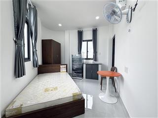 Chính chủ khai trương phòng studio full nt có thang máy cửa sổ trời ngay bv gia định siêu thoáng