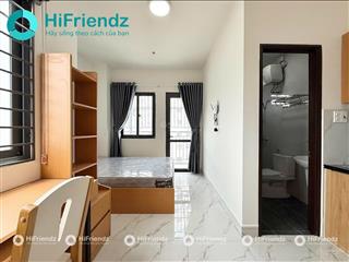 Chính chủ mới hoàn công bancol full nt mới 100% có máy giặt riêng thang máy cách đh vlu, hutech 5p