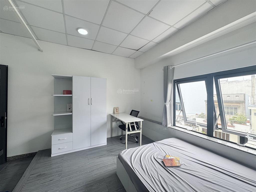 Chính chủ cho thuê studio full nội thất cửa sổ trời siêu thoáng ngay cầu thị nghè qua quận 1 5p