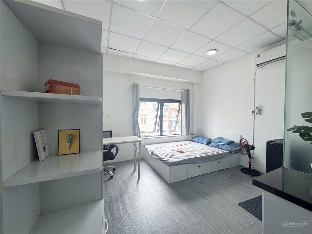 Chính chủ cho thuê studio full nội thất cửa sổ trời siêu thoáng ngay cầu thị nghè qua quận 1 5p