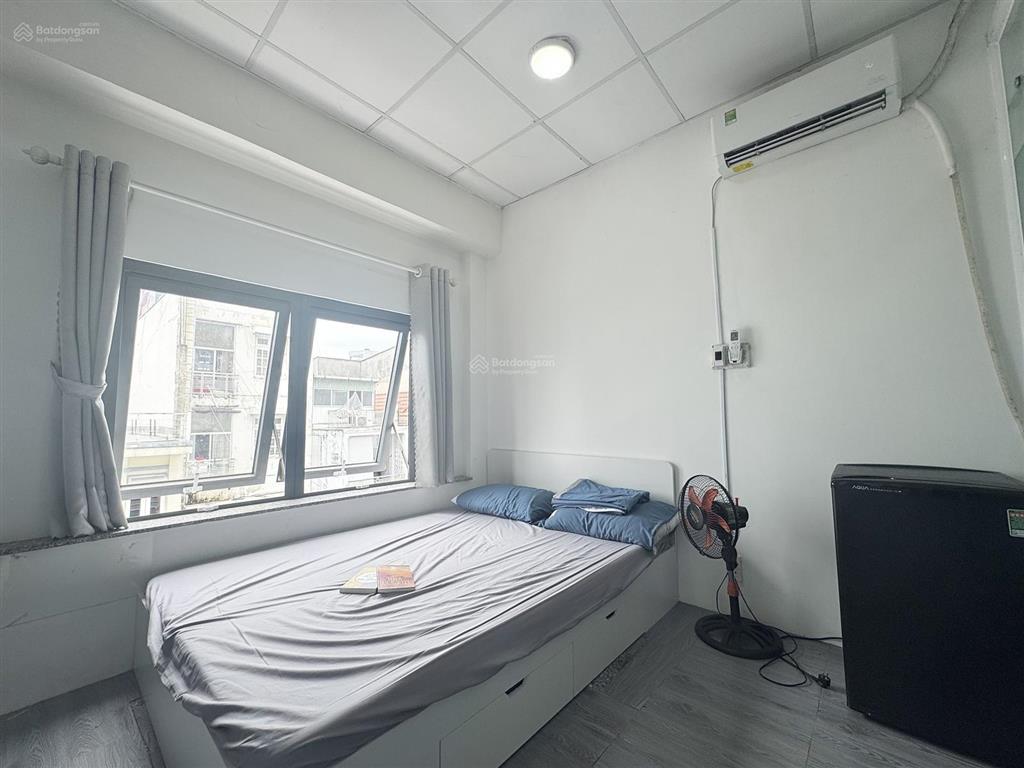 Chính chủ cho thuê studio full nội thất cửa sổ trời siêu thoáng ngay cầu thị nghè qua quận 1 5p
