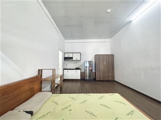 Chính chủ cho thuê studio bancol full nt đi bộ 5p ra đh ngoại thương trung tâm bt ngã tư hàng xanh