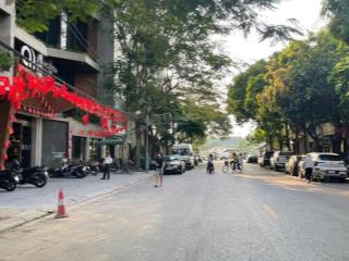 Đầu tư, xây bán, giữ tiền cực hiếm