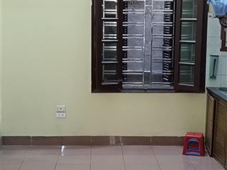 Nhà phân lô quân đội dt 50.1 m2, 13.5 tỷ. tại ô cách việt hưng, ô tô chạy vòng quanh
