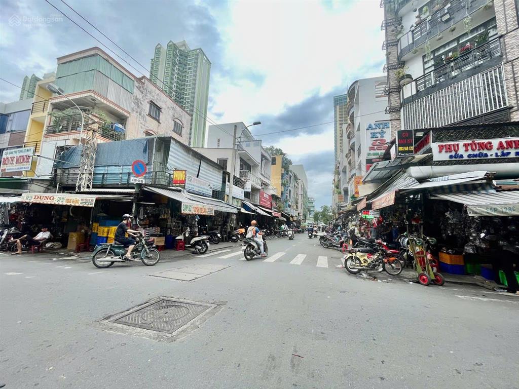 Bán nhà góc 2 mặt tiền đường phạm hữu chí và dương tử giang, quận 5, chợ tân thành