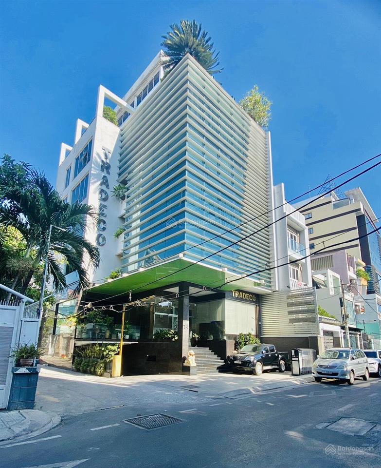 Bán nhà phú nhuận, góc 2 mặt tiền đường nguyễn văn trỗi  huỳnh văn bánh, 108m2, giá 27 tỷ tl