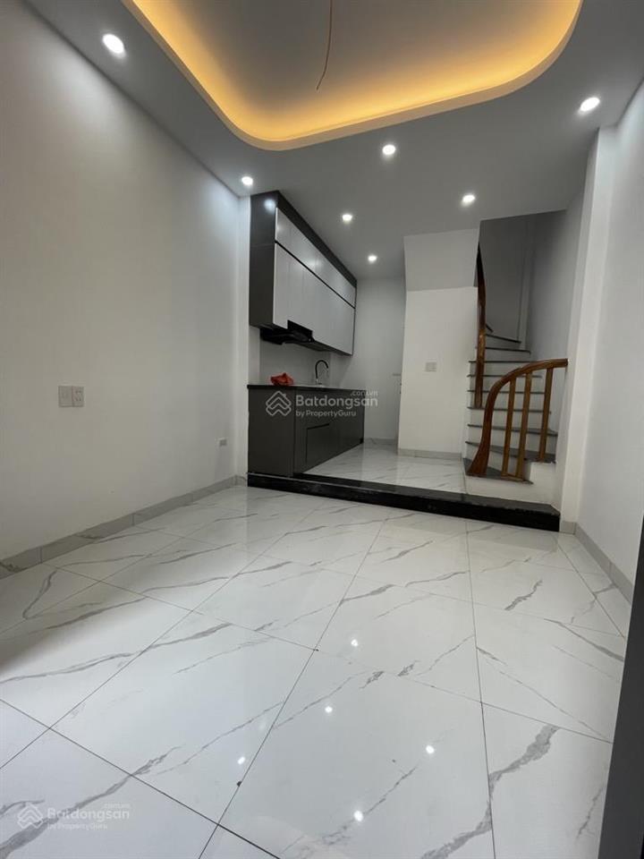 Bán nhà riêng 3pn, 4wc, 30m2, giá 6 tỷ tại hoàng mai, hà nội