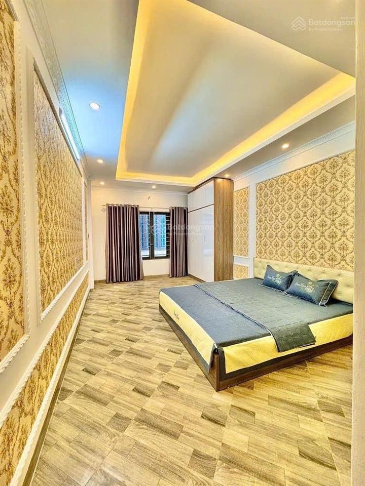 Bán nhà riêng tại thanh lân, 5,7 tỷ, 30m2, 5 tầng, 3pn, 4wc bao đẹp, giá tốt
