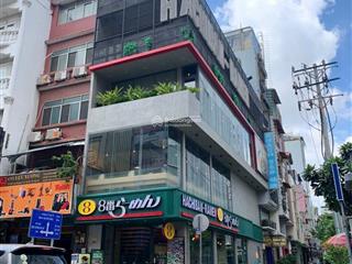 Bán nhà góc 2mt đoàn thị điểm, q. phú nhuận. dt 8.5x 19m, gồm t, l giá 42t vuông vức tiện làm vp