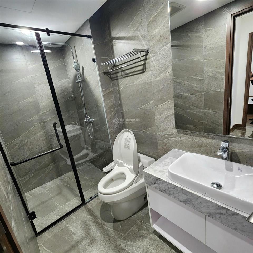 Cho thuê gấp căn hộ cao cấp tại chung cư hateco laroma, 90m2, 2pn, giá 20 triệu/tháng