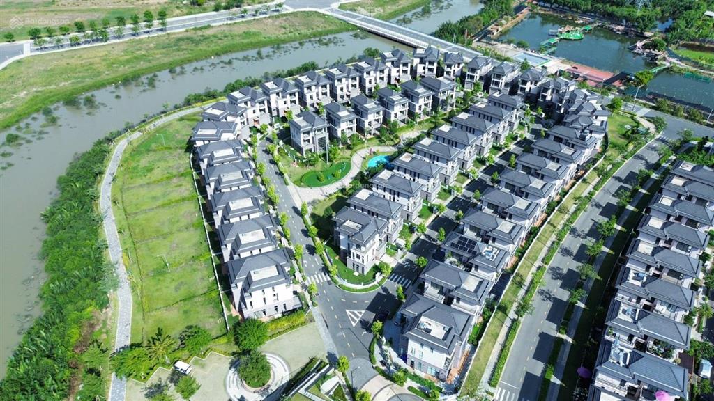 Bán biệt thự 300m² view sông dãy c1 đường lớn kđt zeitgeist gs metrocity nhà bè