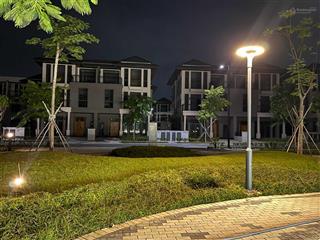 Cần bán biệt thự song lập gs metrocity 200m2 dự án zeitgeist hàn quốc giá rất tốt. 0915 346 ***