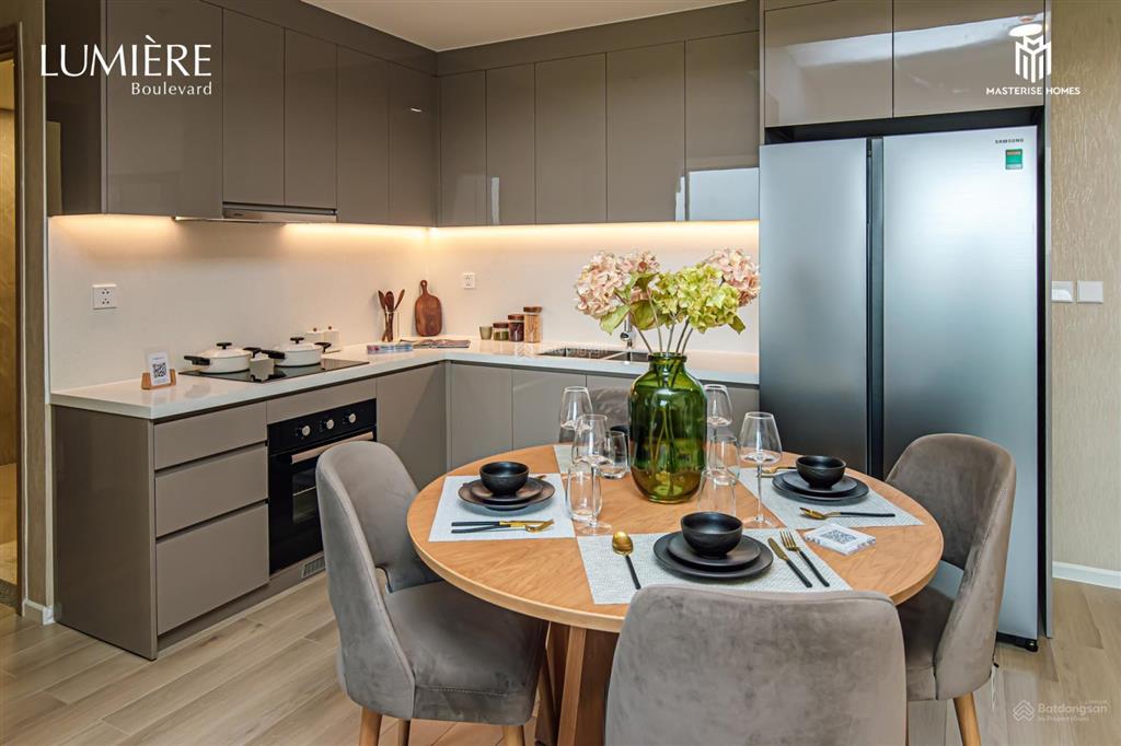 2pn góc  74m2  hồ bơi  4,190 tỷ  masteri centre point