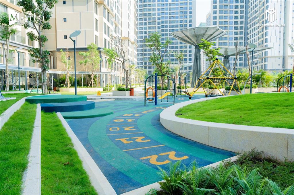2pn góc  74m2  hồ bơi  4,190 tỷ  masteri centre point