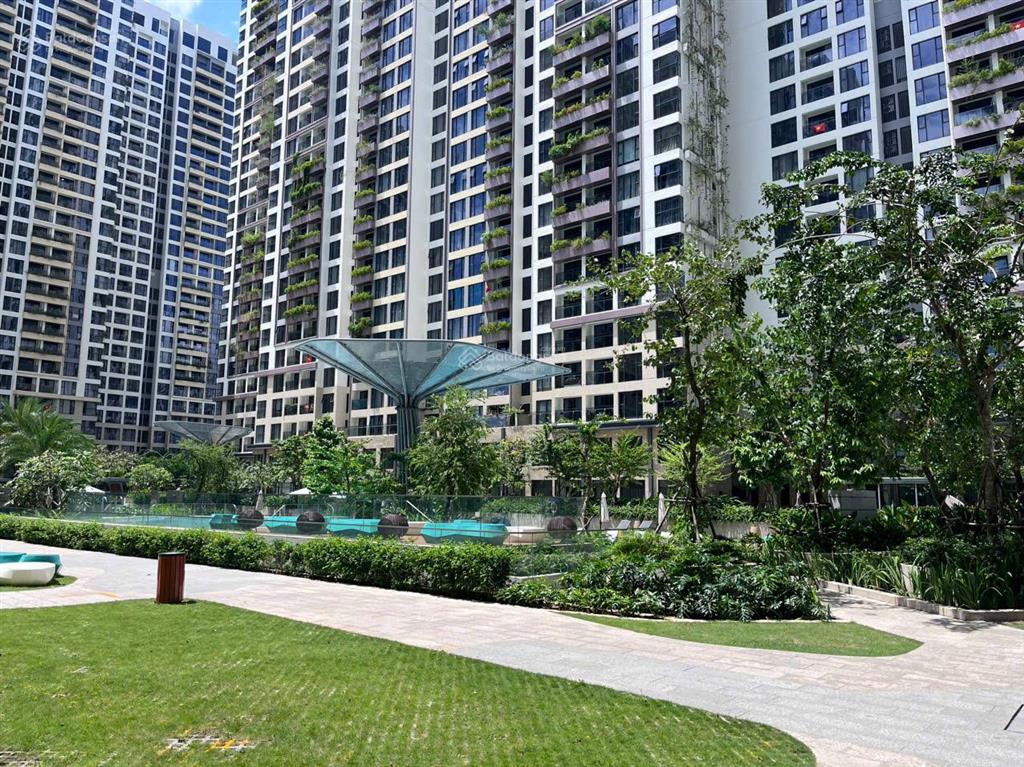 Sắp toang, duplex 4pn  bán 10.2 tỷ all in, lumiere boulevard  đang vay tech 8 tỷ hơn  cần bán