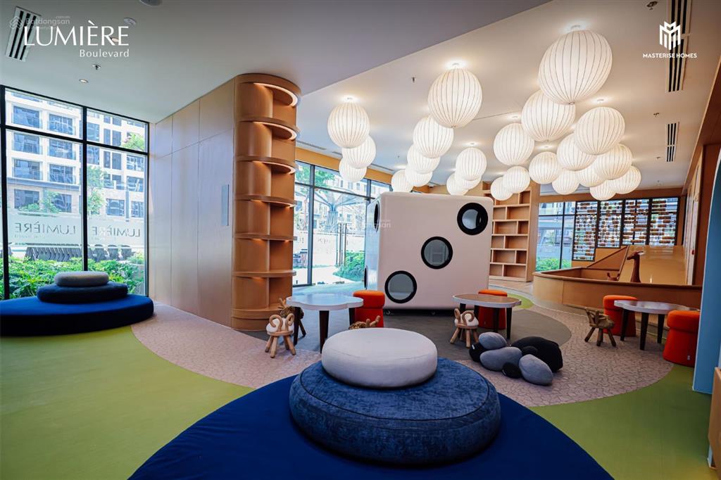 Căn 2pn tháp a, view hồ bơi căn góc  giá chỉ 4,500 tỷ  lumiere boulevard nhận nhà ở ngay