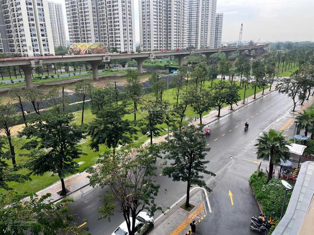 Hiếm có, 2pn tháp e2  masteri centre point  giá bán 4 tỷ 390 all in 100%  view thoáng