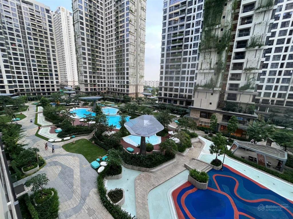 2pn góc tòa e2, view ôm trọn hồ bơi, bán 4 tỷ 720 bao hết, lumiere boulevard, nhận nhà ngay