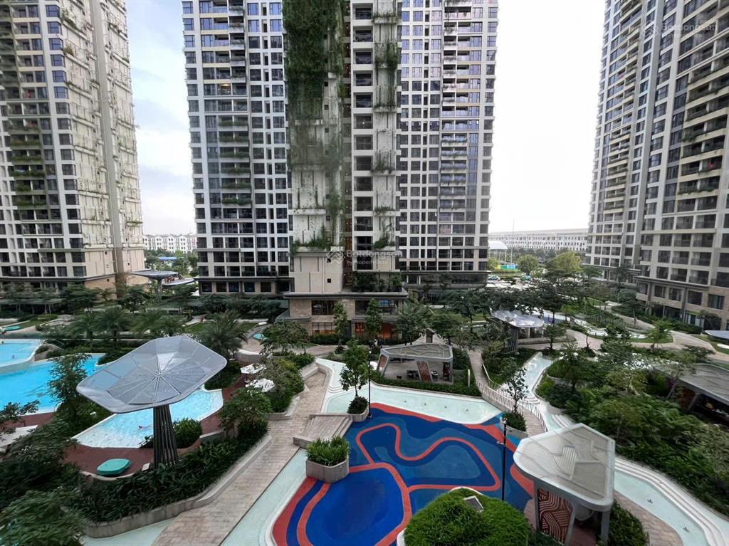 2pn góc tòa e2, view ôm trọn hồ bơi, bán 4 tỷ 720 bao hết, lumiere boulevard, nhận nhà ngay