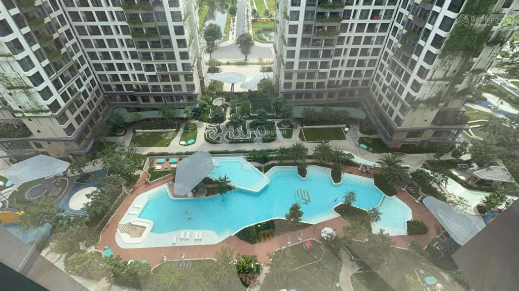 Căn góc 2pn, tòa d  giá bán 4 tỷ 78 bao hết, view trực diện hồ bơi, lumiere boulevard