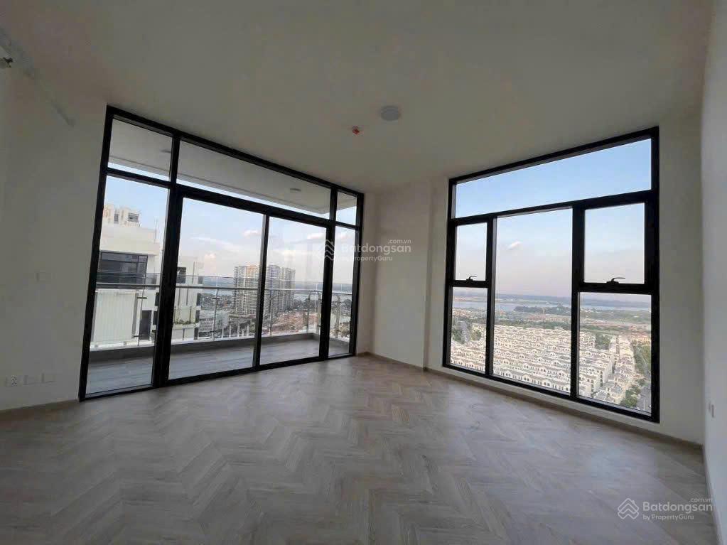 Penthouse tòa c, đông nam, view pháo hoa  bán 28 tỷ all in, lumiere boulevard, nhận nhà ở ngay