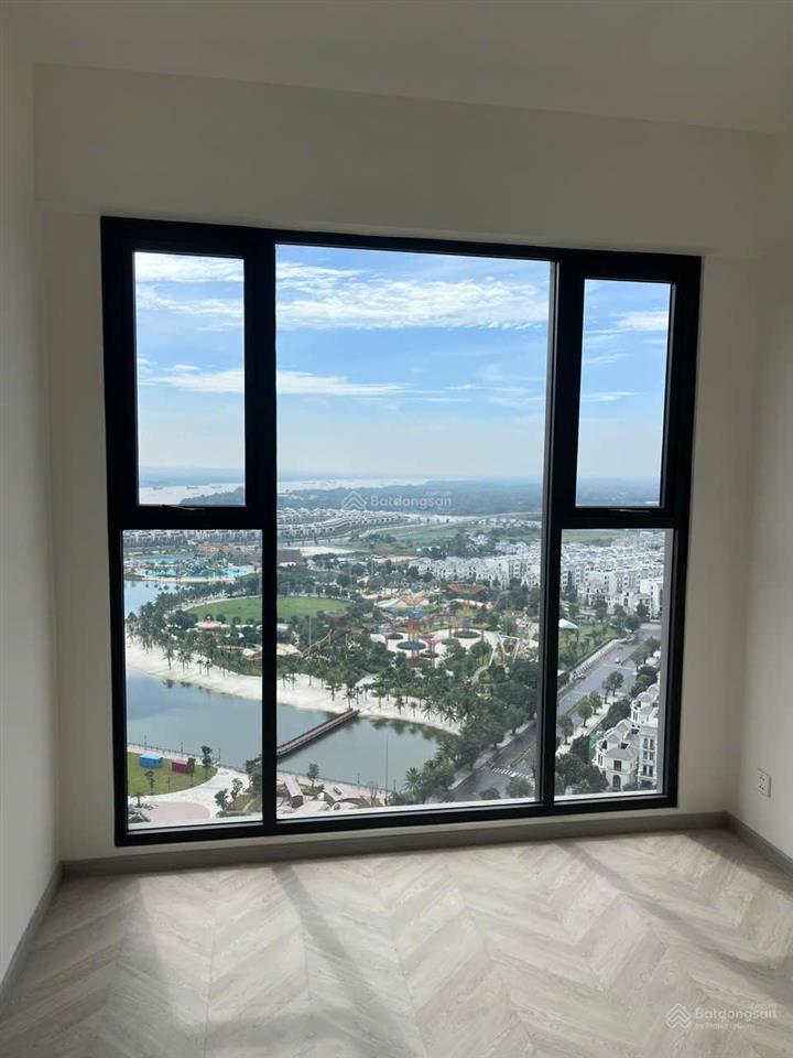 Penthouse tòa c, đông nam, view pháo hoa  bán 28 tỷ all in, lumiere boulevard, nhận nhà ở ngay