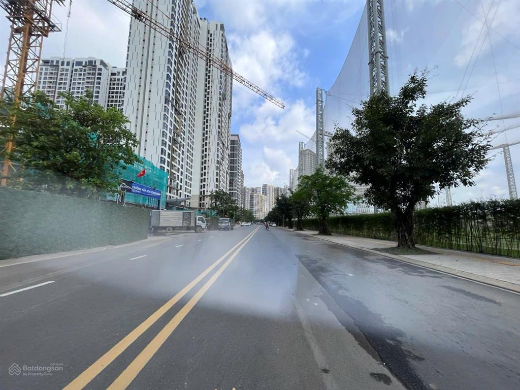 Siêu phẩm, 3pn view city, landmark 81  bán chỉ 5,690 tỷ all in, lumiere boulevard, tầng trung