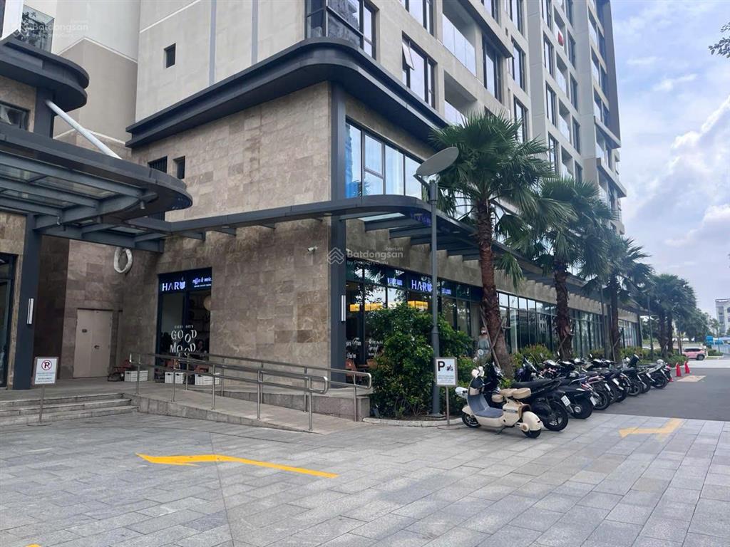 Siêu phẩm, 3pn view city, landmark 81  bán chỉ 5,690 tỷ all in, lumiere boulevard, tầng trung