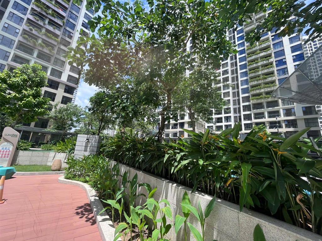 2 phòng ngủ  bán 4 tỷ 2 bao hết, tòa b, lumiere boulevard  gía tốt nhất thị trường, nhận nhà liền