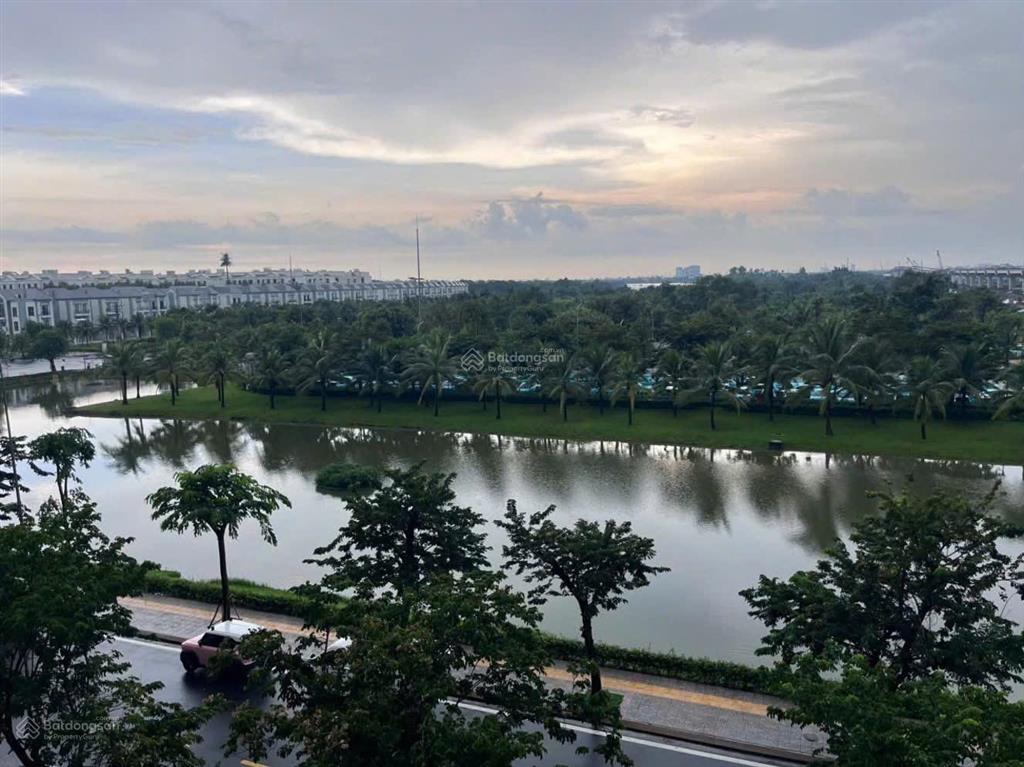 2 phòng ngủ  bán 4 tỷ 2 bao hết, tòa b, lumiere boulevard  gía tốt nhất thị trường, nhận nhà liền