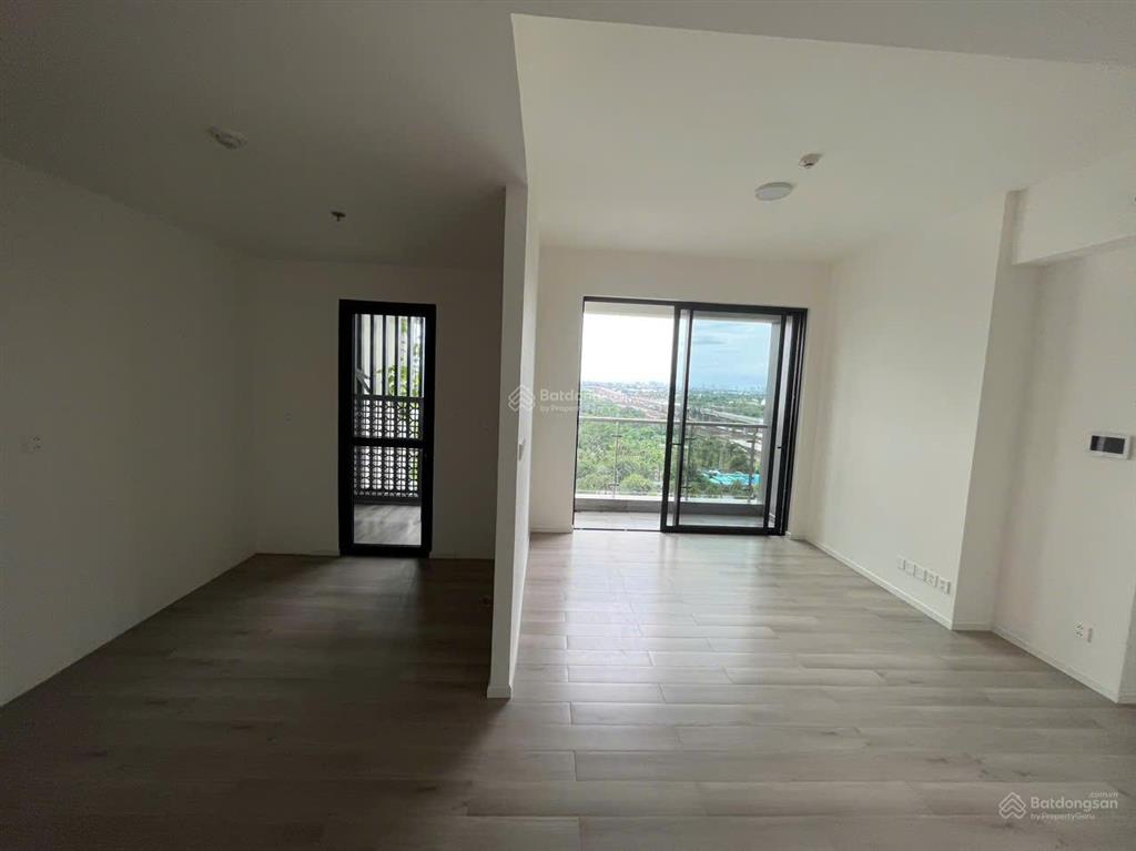 2pn layout hiếm, view hồ bơi và sông  bán 5 tỷ 812, diện tích tới 80m2  lumiere boulevard, ở liền
