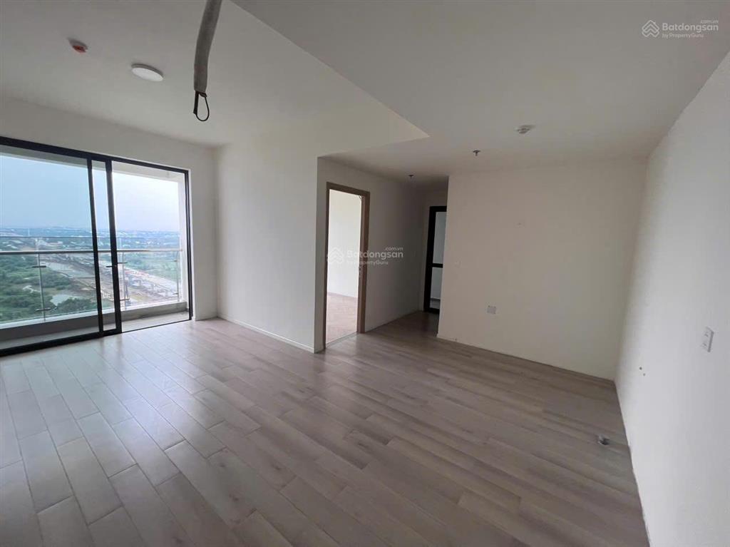 2pn tòa d, view sông tầng cao  5 tỷ 330 bao hết, lumiere boulevard nhận nhà ngay, layout tách biệt