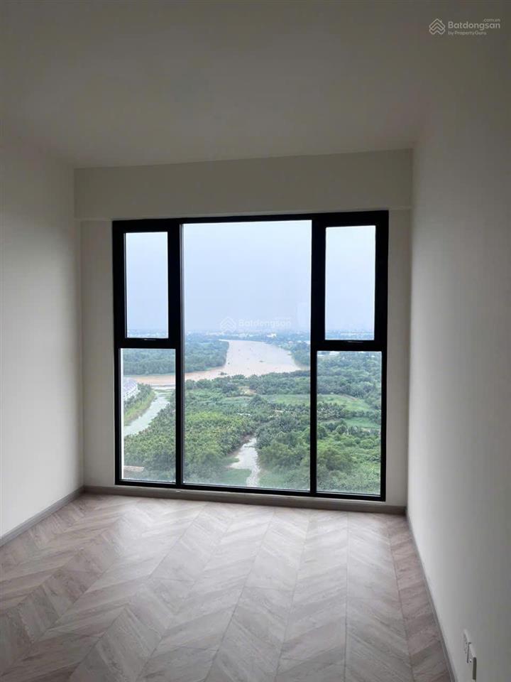 2pn tòa d, view sông tầng cao  5 tỷ 330 bao hết, lumiere boulevard nhận nhà ngay, layout tách biệt