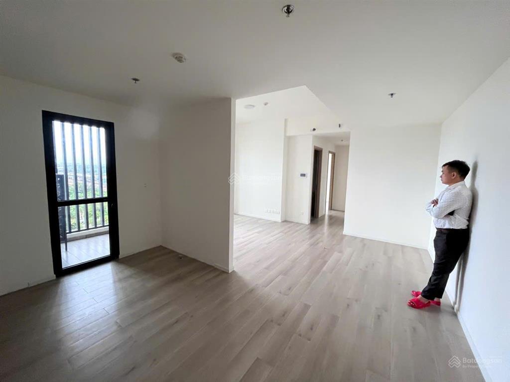 2pn tòa d, view sông tầng cao  5 tỷ 330 bao hết, lumiere boulevard nhận nhà ngay, layout tách biệt