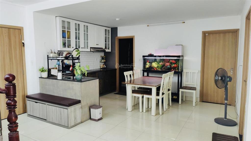 Bán căn penthouse 73m2/2pn 2wc + 63m2 sân vườn chỉ 2.380 tỷ còn thương lượng