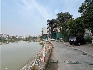 Bán lô đất tái định cư vườn hồ 2 trái tim cự khối 215m mặt tiền 15m thích hợp làm showroom vp