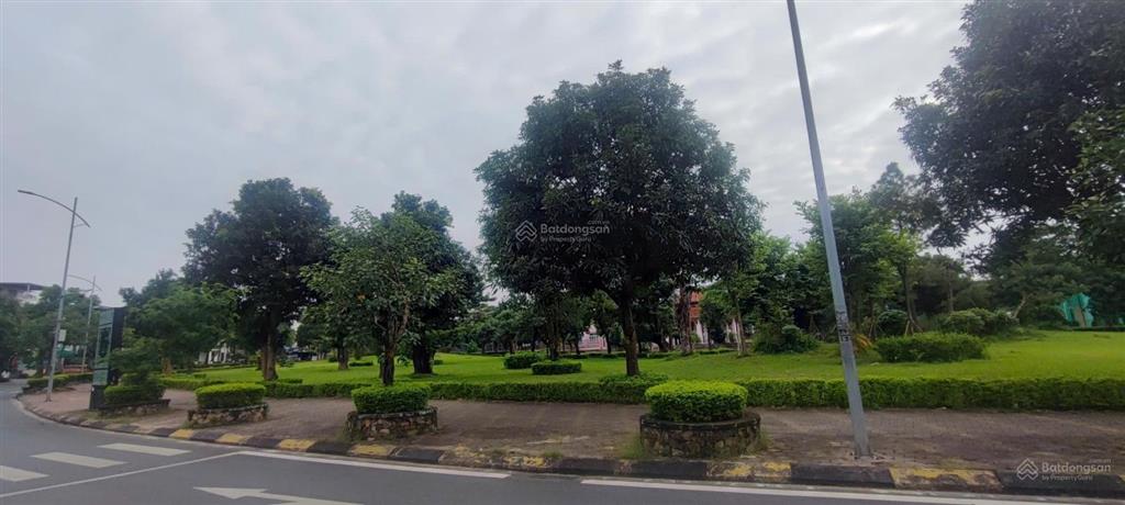 Biệt thự hoa viên khu đô thị đặng xá mới view công viên vườn hoa thoáng trước thoáng sau