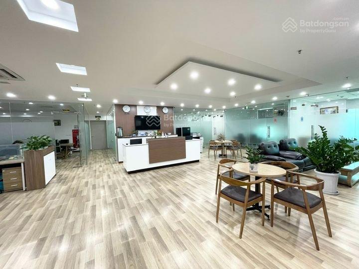 Cho thuê sàn vp 200m2, giá 42tr/th mặt tiền đường nguyễn trọng tuyển, phường 2 quận tân bình