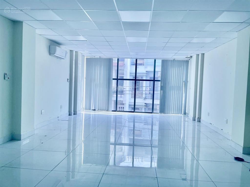 Cho thuê sàn làm văn phòng 50m2 đường trần quốc hoàn p2 tân bình. giá 9tr/tháng full nội thất
