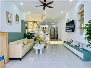 Bán gấp, nhà quận 1, ngay mặt tiền nguyễn thái học, 68m2 gần chợ bến thành, đầy đủ pháp lí