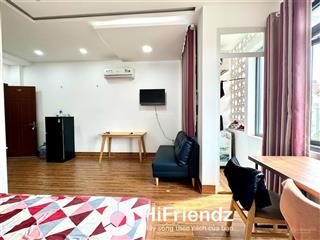 Studio máy giặt riêng  cửa sổ lớn full nội thất ngay vòng xoay trung sơn