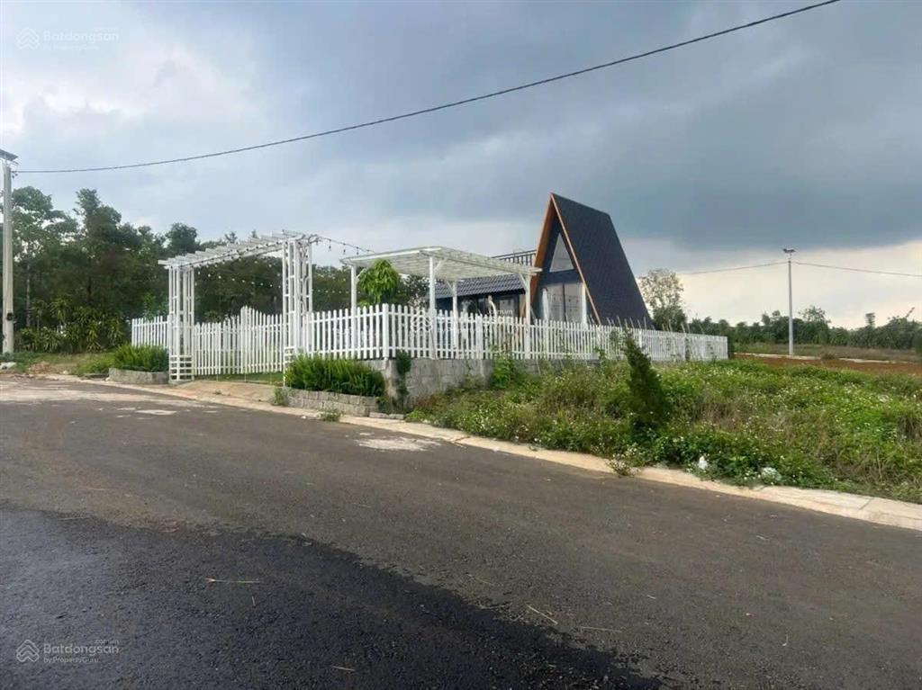 Bán gấp lô đất kèm nhà vườn 7403m2 ngay gần hồ sinh thái rộng 12 ha, chỉ 1 tỷ/nền công chứng ngay