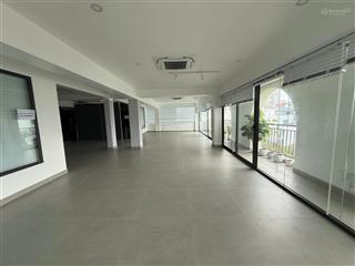 Cho thuê văn phòng an khánh quận 2 ... trần não đi vô .. dt 200m2 ngăn sẵn phòng